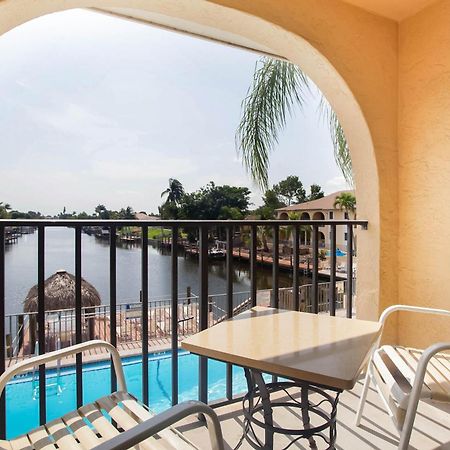 Oyo Waterfront Hotel- Cape Coral Fort Myers, Fl Zewnętrze zdjęcie